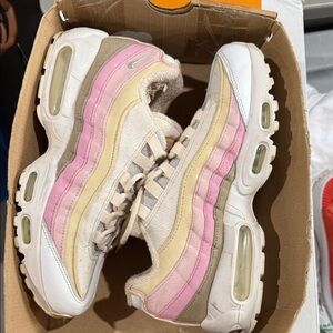 Nike Women's Layered Pink, Cream & Tan Air Max Sneakers